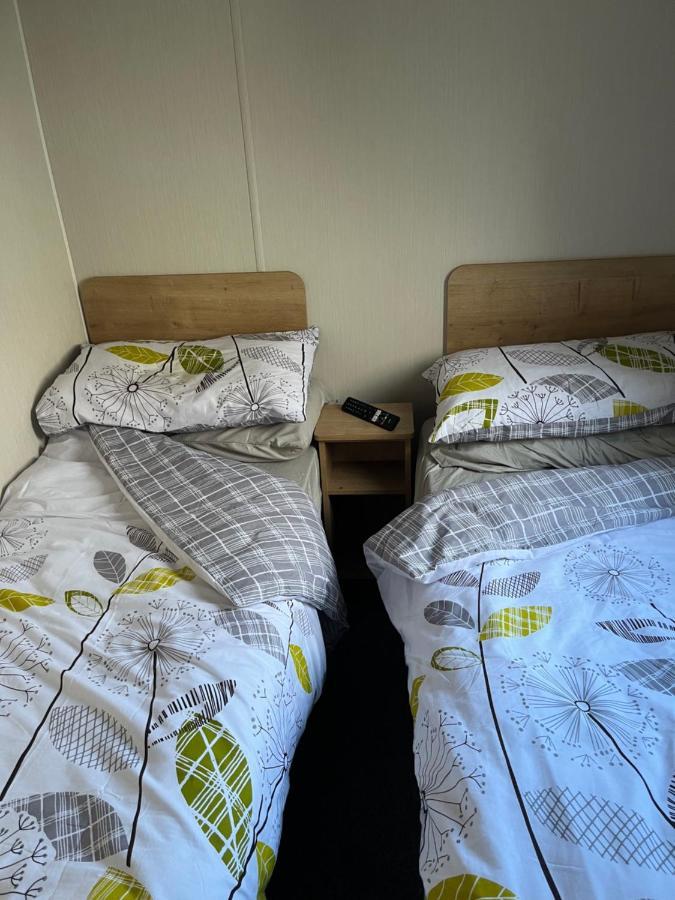 Lorraine'S Caravan Holiday Villa Morecambe Bagian luar foto