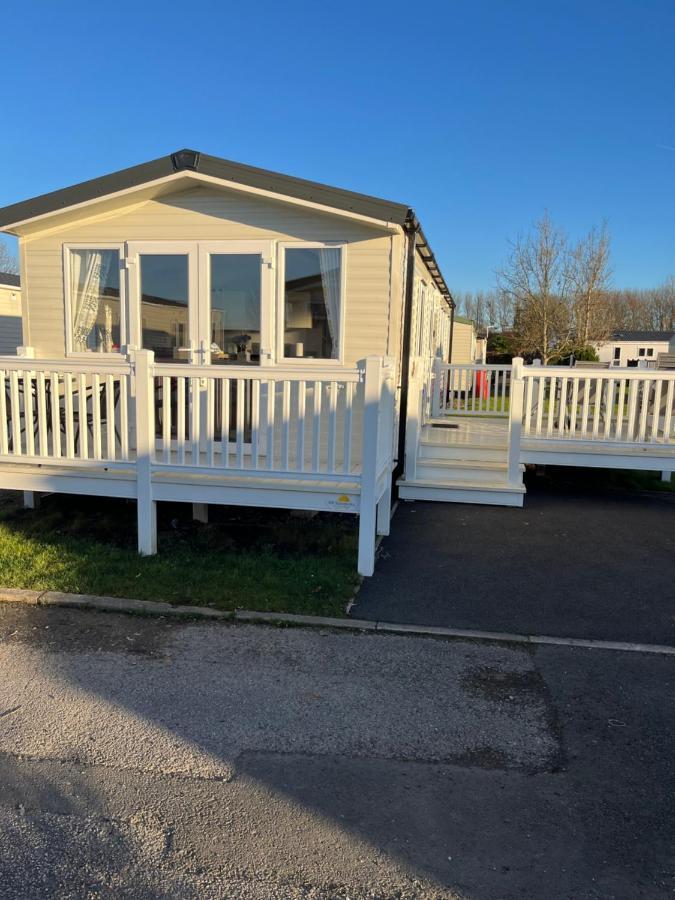 Lorraine'S Caravan Holiday Villa Morecambe Bagian luar foto