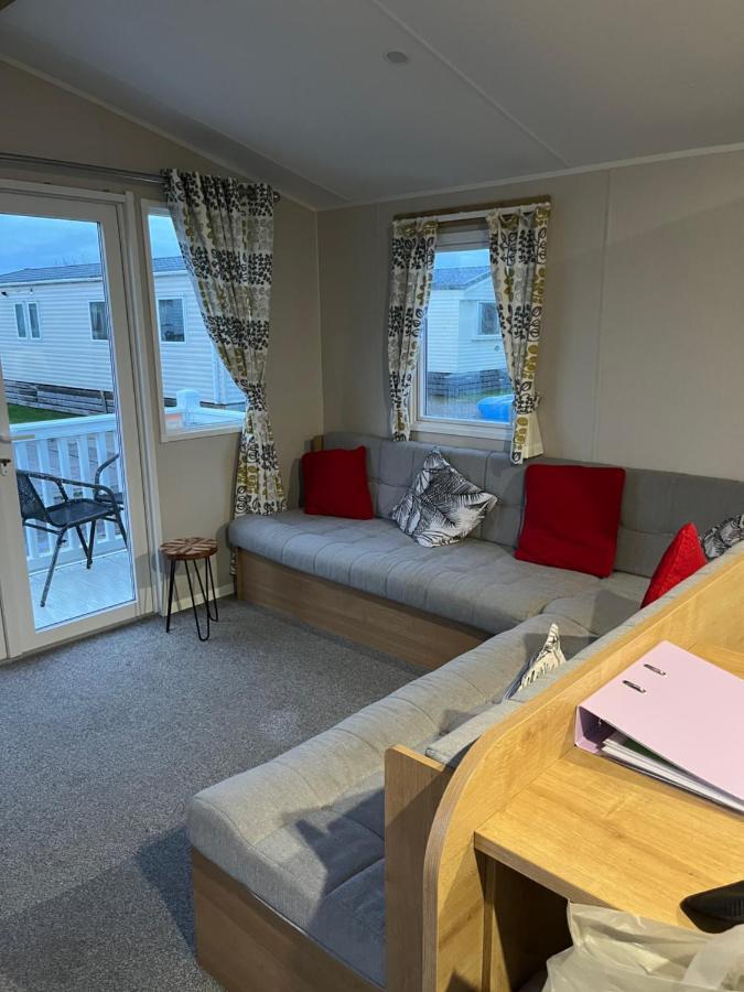 Lorraine'S Caravan Holiday Villa Morecambe Bagian luar foto